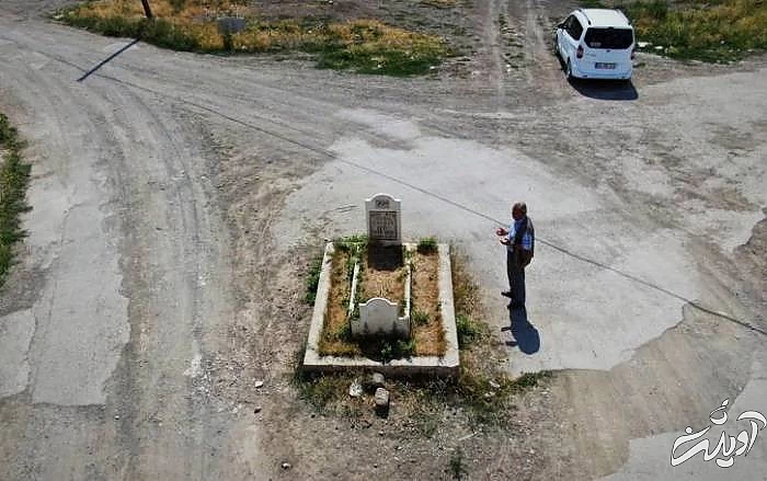 قبر بسیار عجیب 